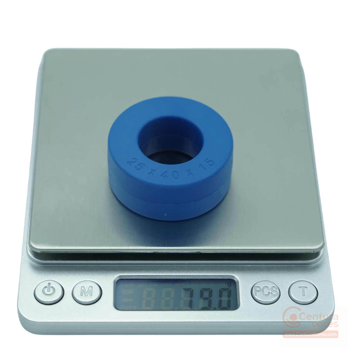 Digital scale mass measurement showing sample weight for CenturaCores nanocrystalline toroid CCNT-040-025-015-MFBL.
